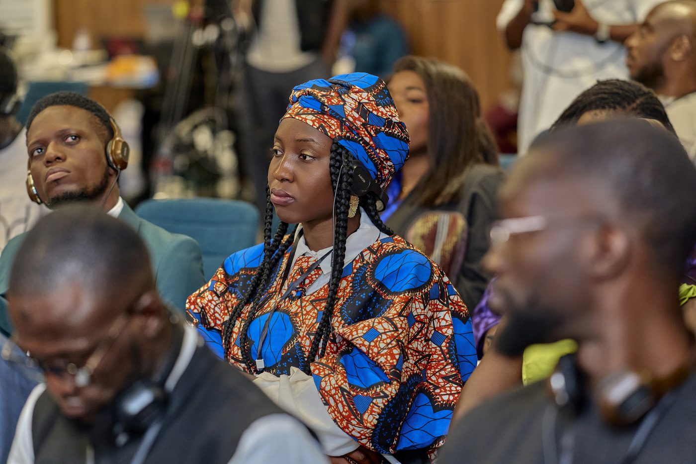 Delegados na Conferência de Jovens pela Democracia da África Ocidental, Dakar, setembro de 2026.
